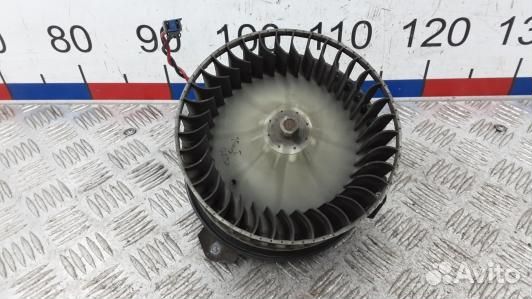 Моторчик печки chrysler voyager 4 (BBR15KK01)