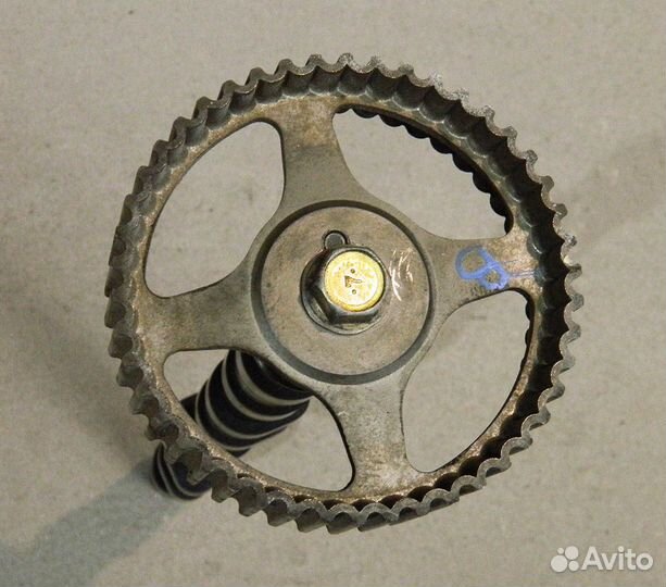 Распредвал впускной в сборе Mitsubishi Pinin