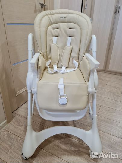 Стульчик для кормления tommy