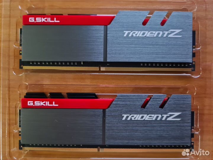 G.skill DDR4 16gbtrident Z (F4-3600C16D-16GTZ)