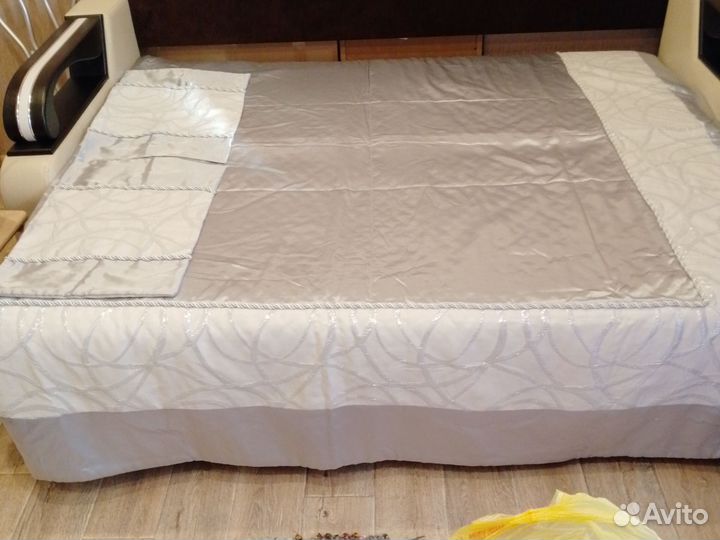 Покрывало на 2 х спальную кровать