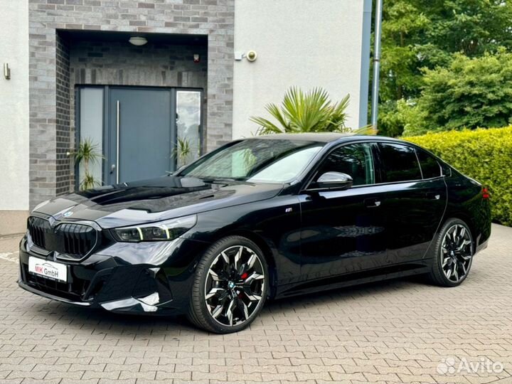 BMW 5 серия 2.0 AT, 2023, 100 км