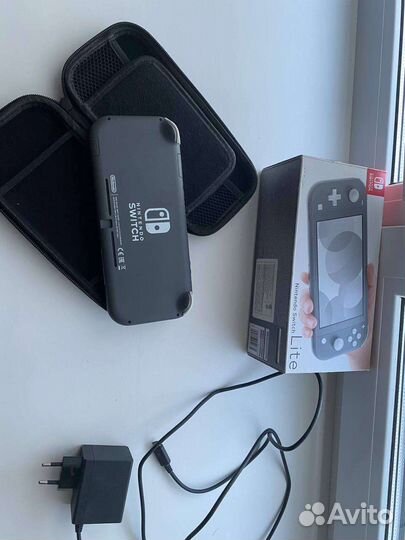 Nintendo switch lite с играми