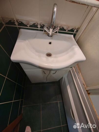 Мебель для ванной комнаты бу