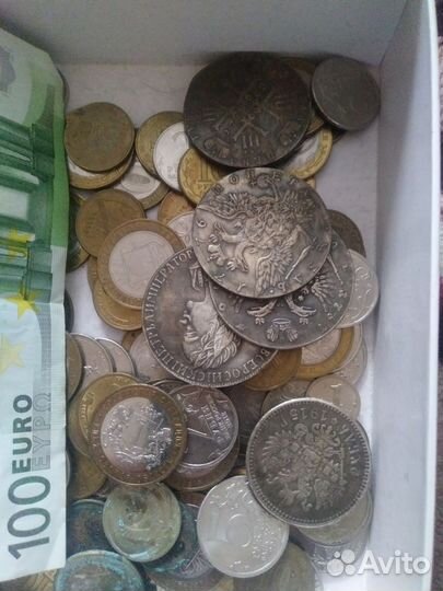 Юбилейные монеты