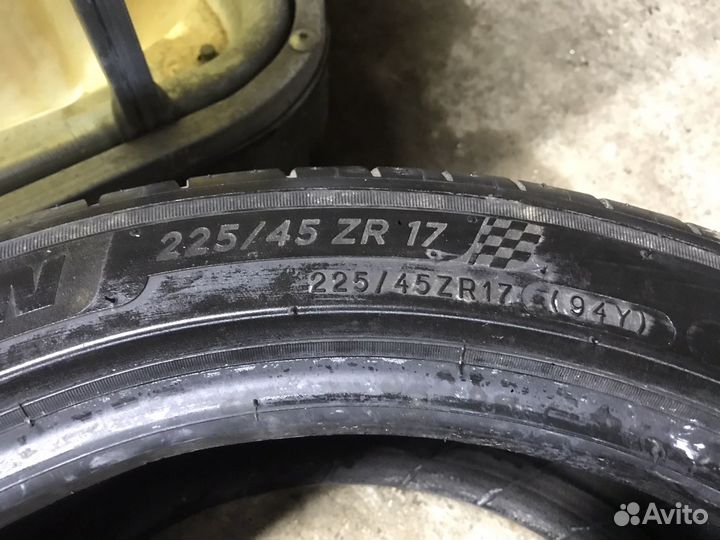 Michelin Pilot Sport 4 225/45 R17