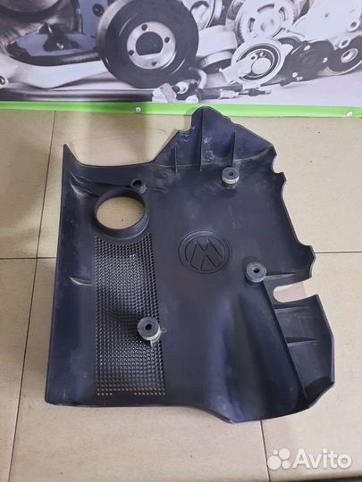 Декоративная крышка VAG 1.9 TDi