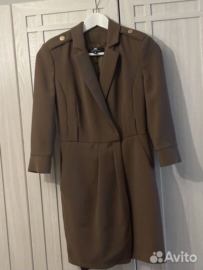 Платье elizabetta franchi 40