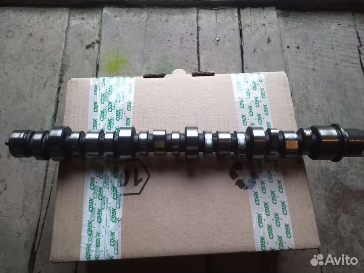 Распредвал 4G18 на лансер 9