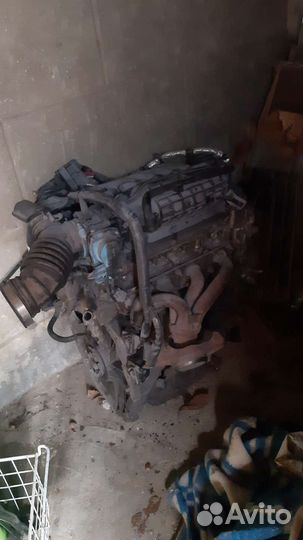 Двигатель Nissan MR18