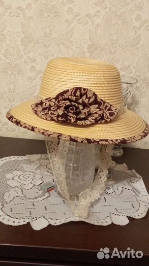 Шляпа женская соломенная