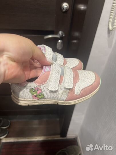 Кроссовки для девочки р 31