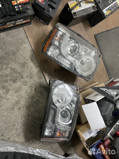 Передние фары Ленд ровер Дискавери 4