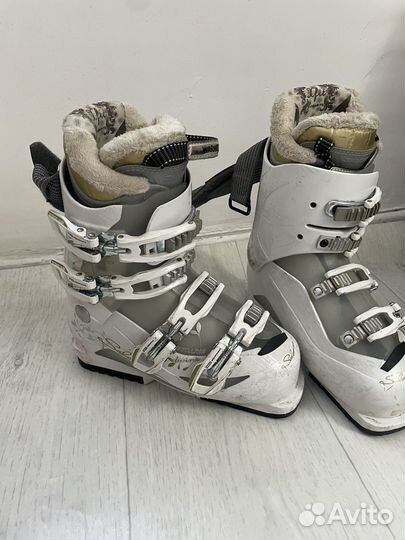 Горнолыжные ботинки solomon 36
