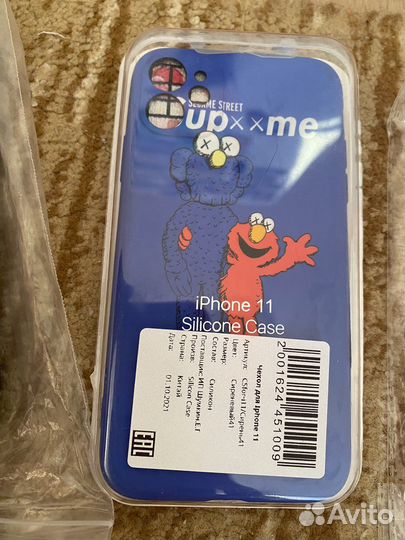 Чехлы на iPhone 11 торг