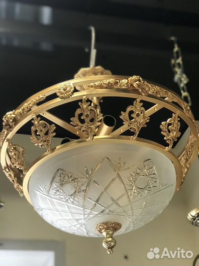 Люстра потолочная