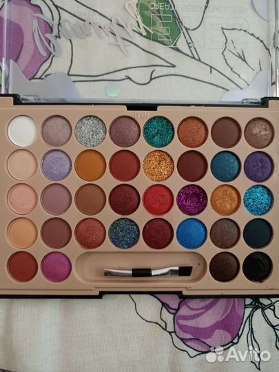 Набор косметики пакетом