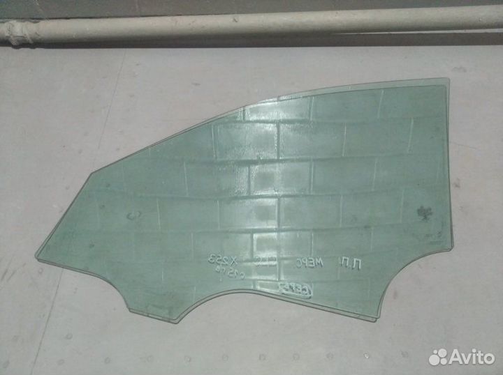 Стекло двери переднее правое Mercedes Benz Glc