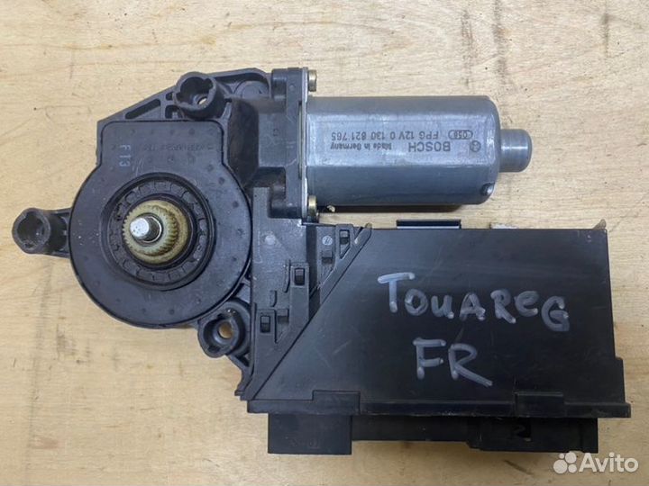 Мотор стеклоподъемника передний правый Volkswagen