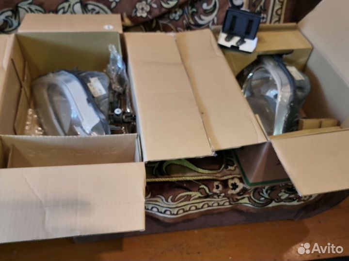 Фары на рено логан1 2010г рестайлинг б/ у