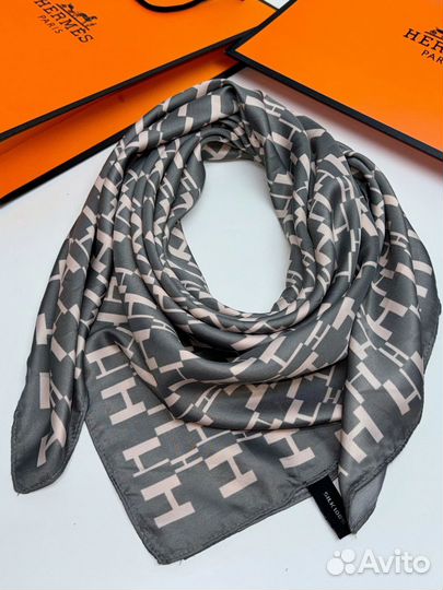 Платок женский шелковый Hermes
