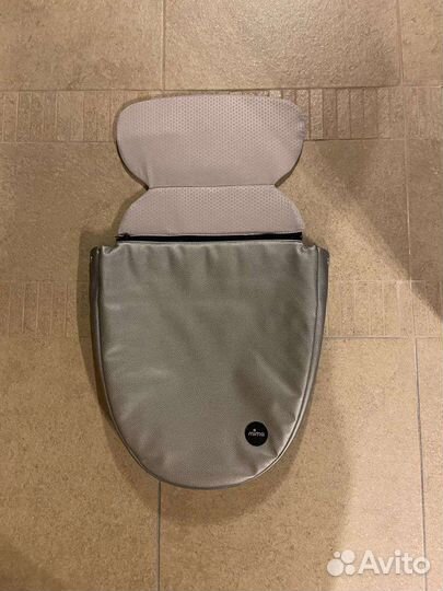 Коляска mima xari 3 в 1