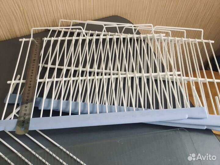 Решётки, полочки для холодильника Indesit