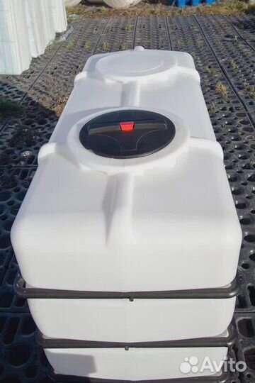 Емкость K 3000 л в обрешетке