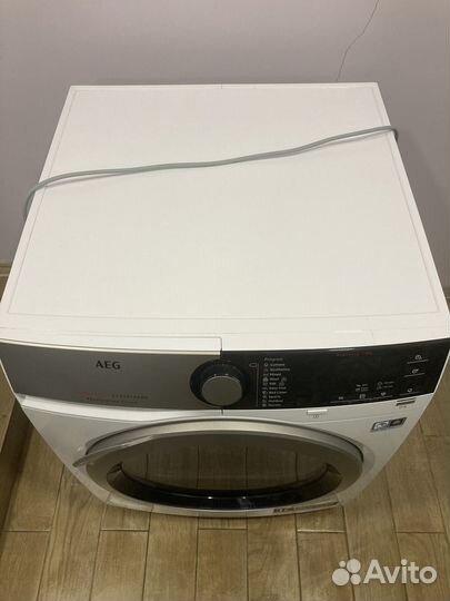 Сушильная машина AEG 8000 с тепловым насосом