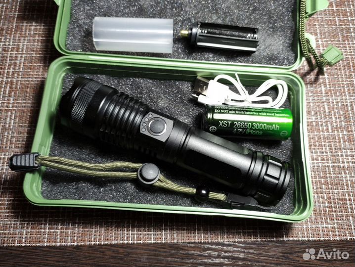 Мощный фонарь P50 + бокс + аккумулятор 26650