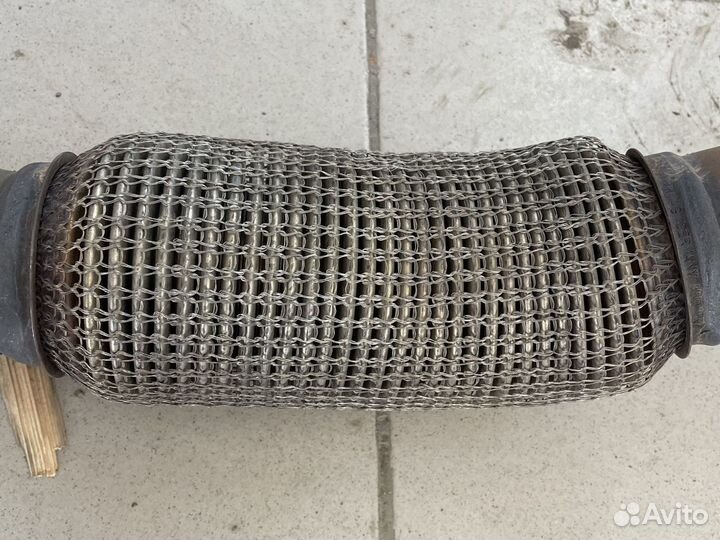 Приемна труба с катализатором Audi Q3