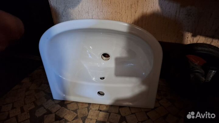 Раковина в ванную