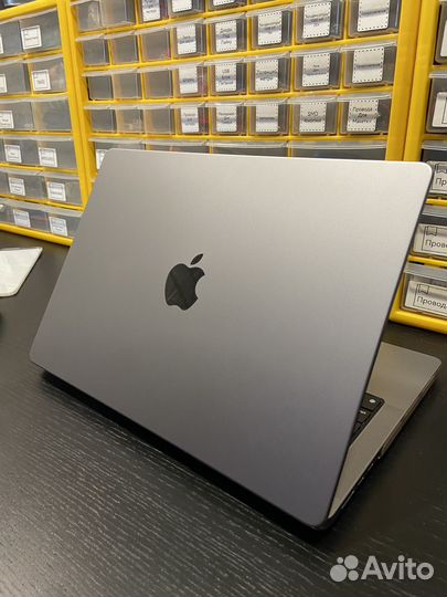 Apple macbook pro m1