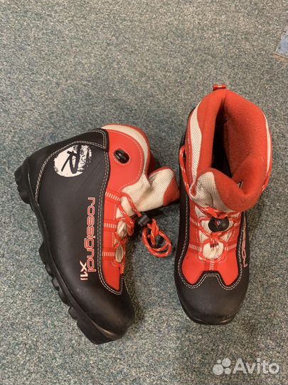 Лыжные ботинки Rossignol 35 р