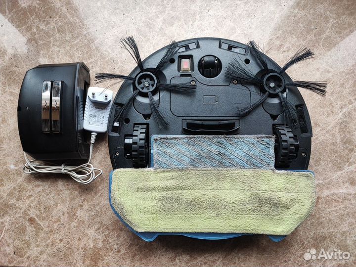 Пылесос-робот Panda I5 Gold