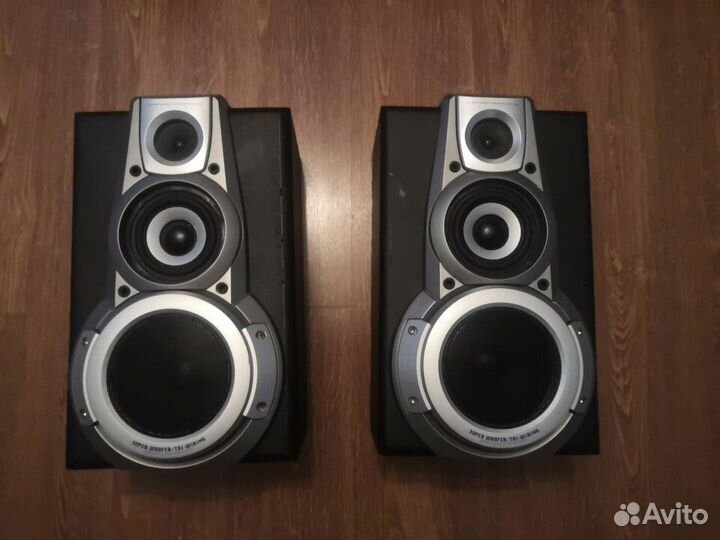 Акустические колонки от Technics SC-EH560