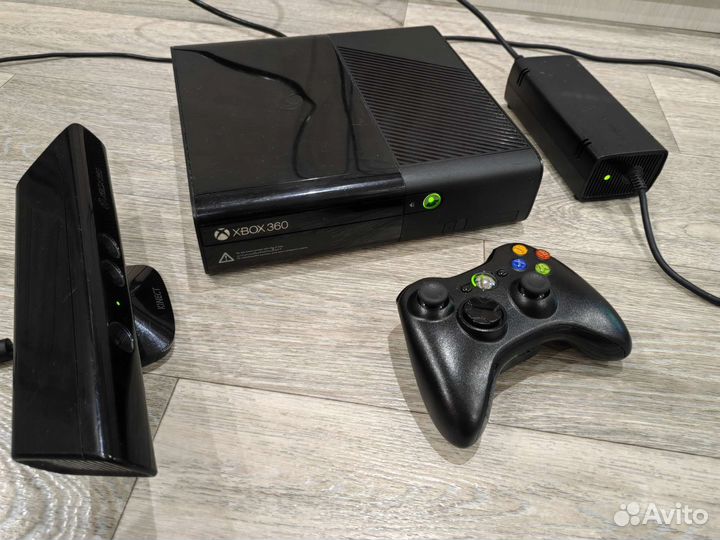 Xbox 360 E (прошит) с кинектом
