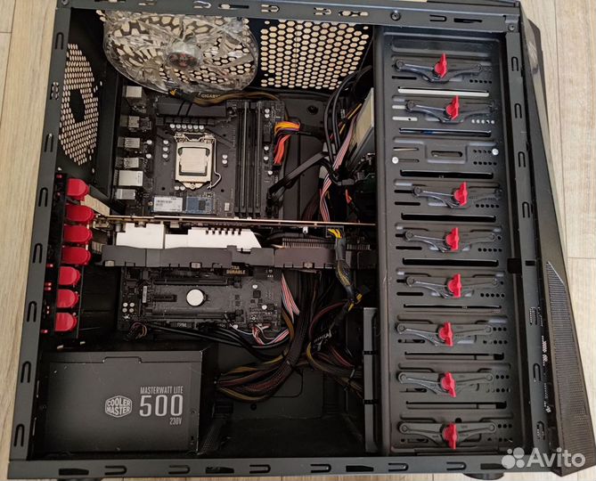 Системный блок: Core i5, GTX1070ti, 16gb, SSD