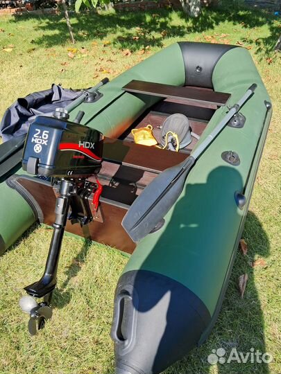 Лодка с мотором