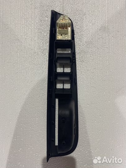 Накладка стеклоподьемника