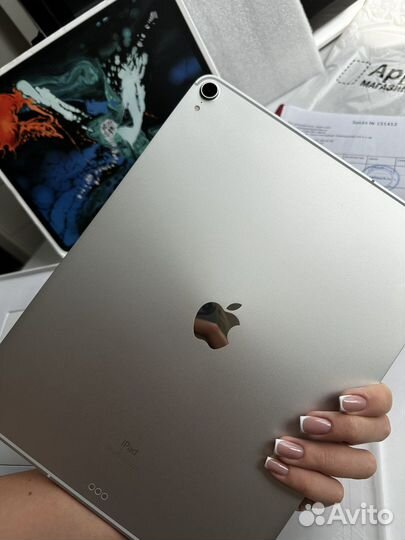 iPad Pro 12.9 дюйма 256 гб (3го поколения)