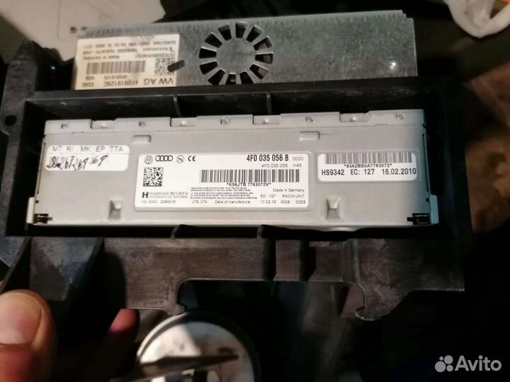 Усилитель и тв тюнер Ауди А6 С6 рест