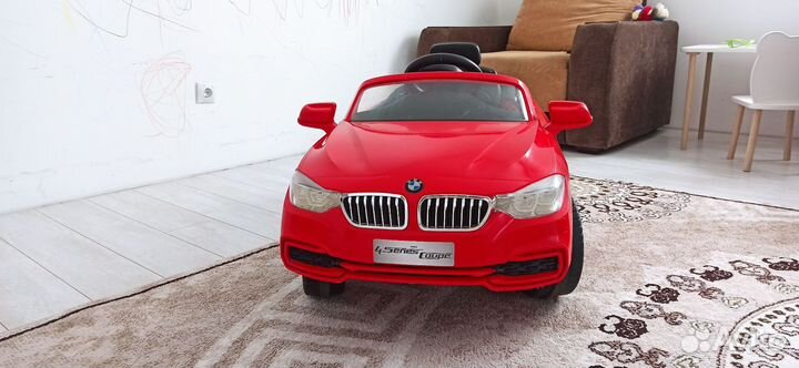 Детский электромобиль