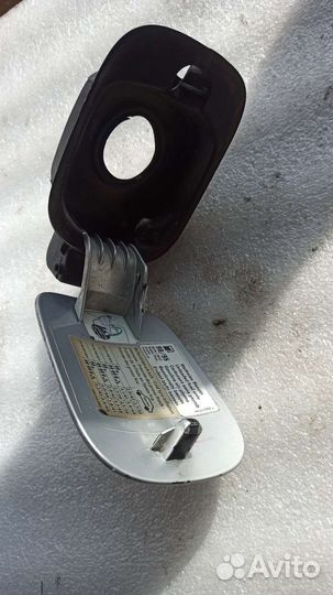 Лючок топливного бака Volkswagen phaeton