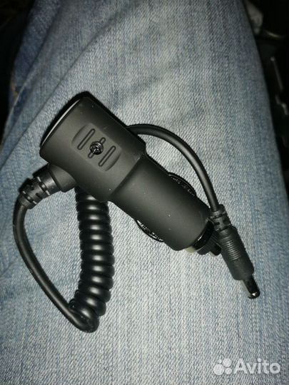 Автомобильное зарядное устройство USB