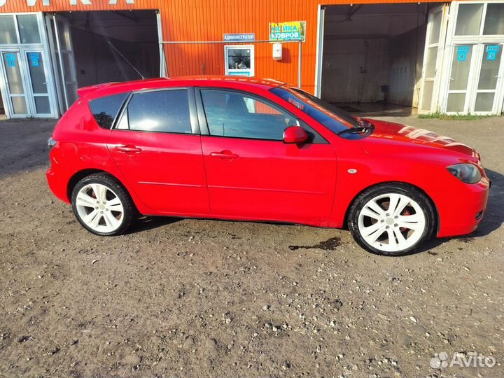 Mazda 3 1.6 МТ, 2008, 298 600 км