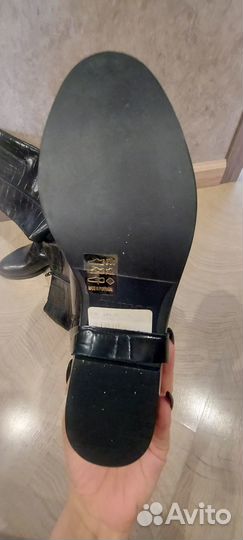 Продам осенние сапоги (Португалия) новые