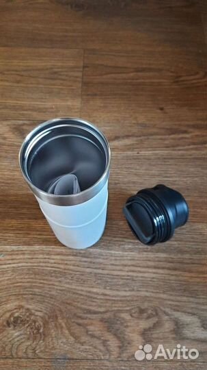 Термокружка Stanley Classic