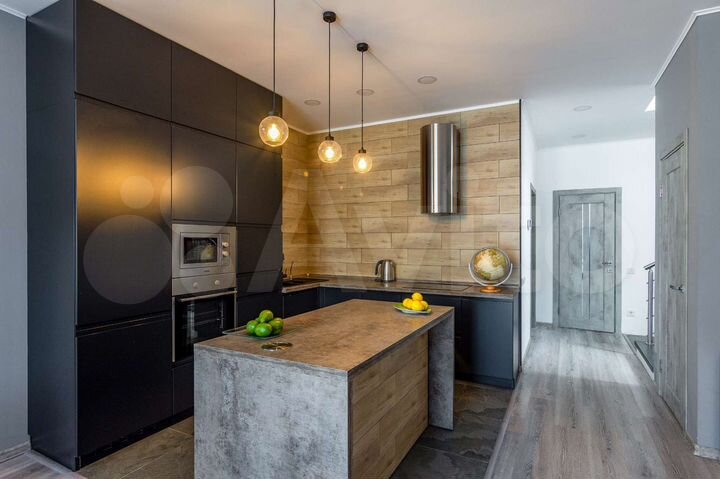 Дом 160 м² на участке 3,2 сот.