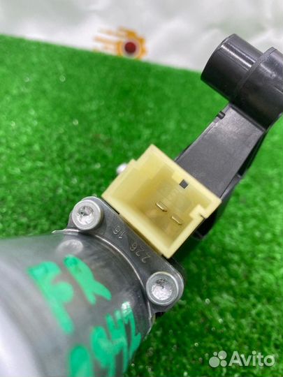 Мотор стеклоподъемника передний правый Audi A4 B9